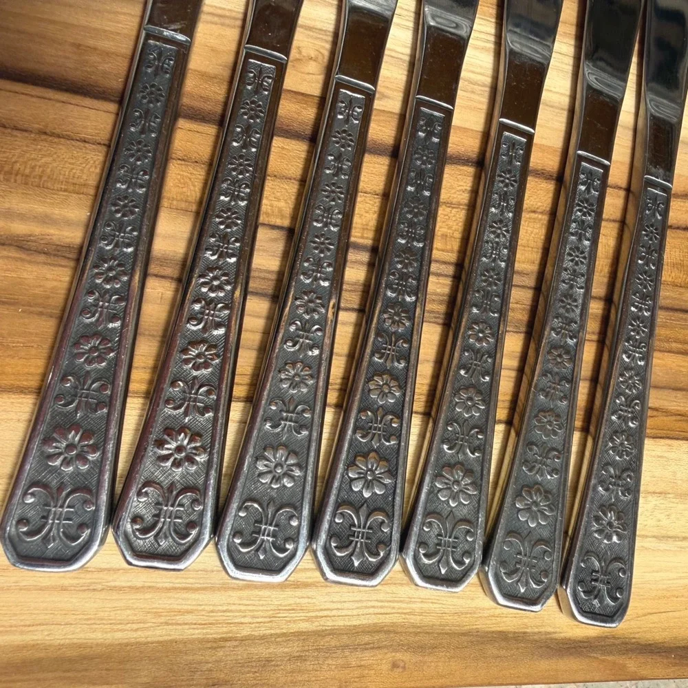 Vtg 7 Interpur INR1 Stainless Steel Butter Knives Stainless Steel Fleur De Lis